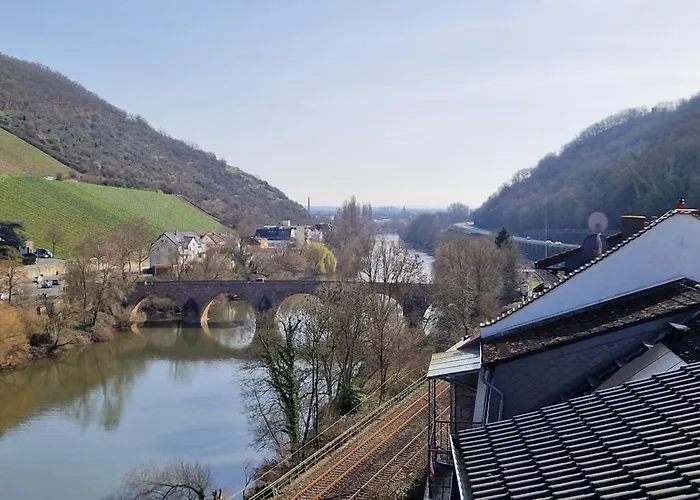 Ii Schoene Monteur-handwerker In Bingen - Blick Auf Nahe Naehe A60 A61 莱茵河畔的宾根