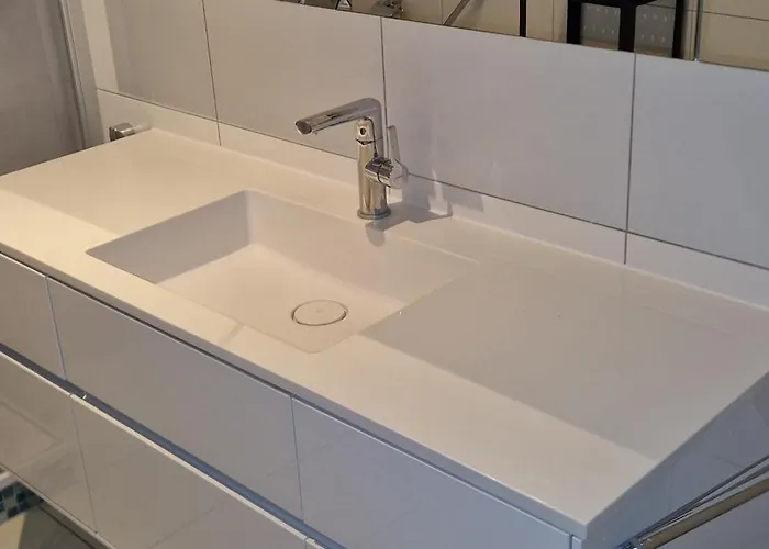 Ii Schoene Monteur-handwerker In Bingen - Blick Auf Nahe Naehe A60 A61 * 莱茵河畔的宾根