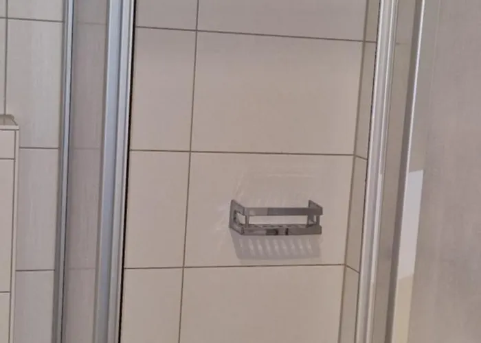 Ii Schoene Monteur-handwerker In Bingen - Blick Auf Nahe Naehe A60 A61 * 莱茵河畔的宾根