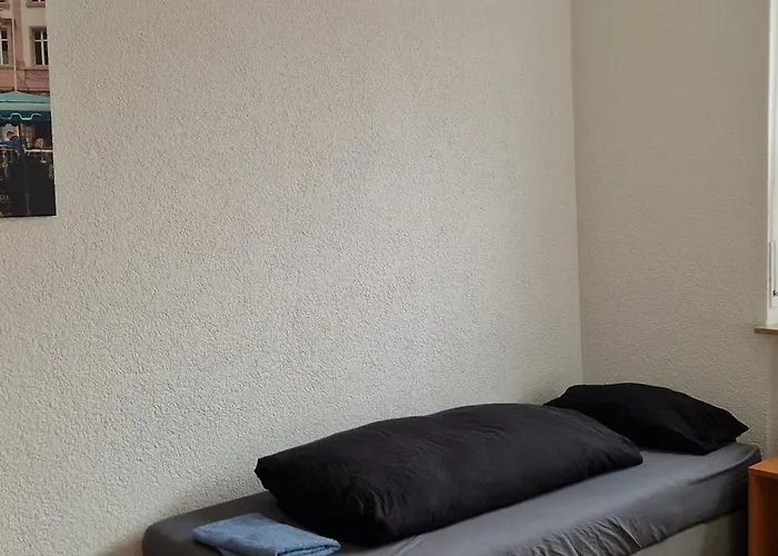 Ii Schoene Monteur-handwerker In Bingen - Blick Auf Nahe Naehe A60 A61 公寓